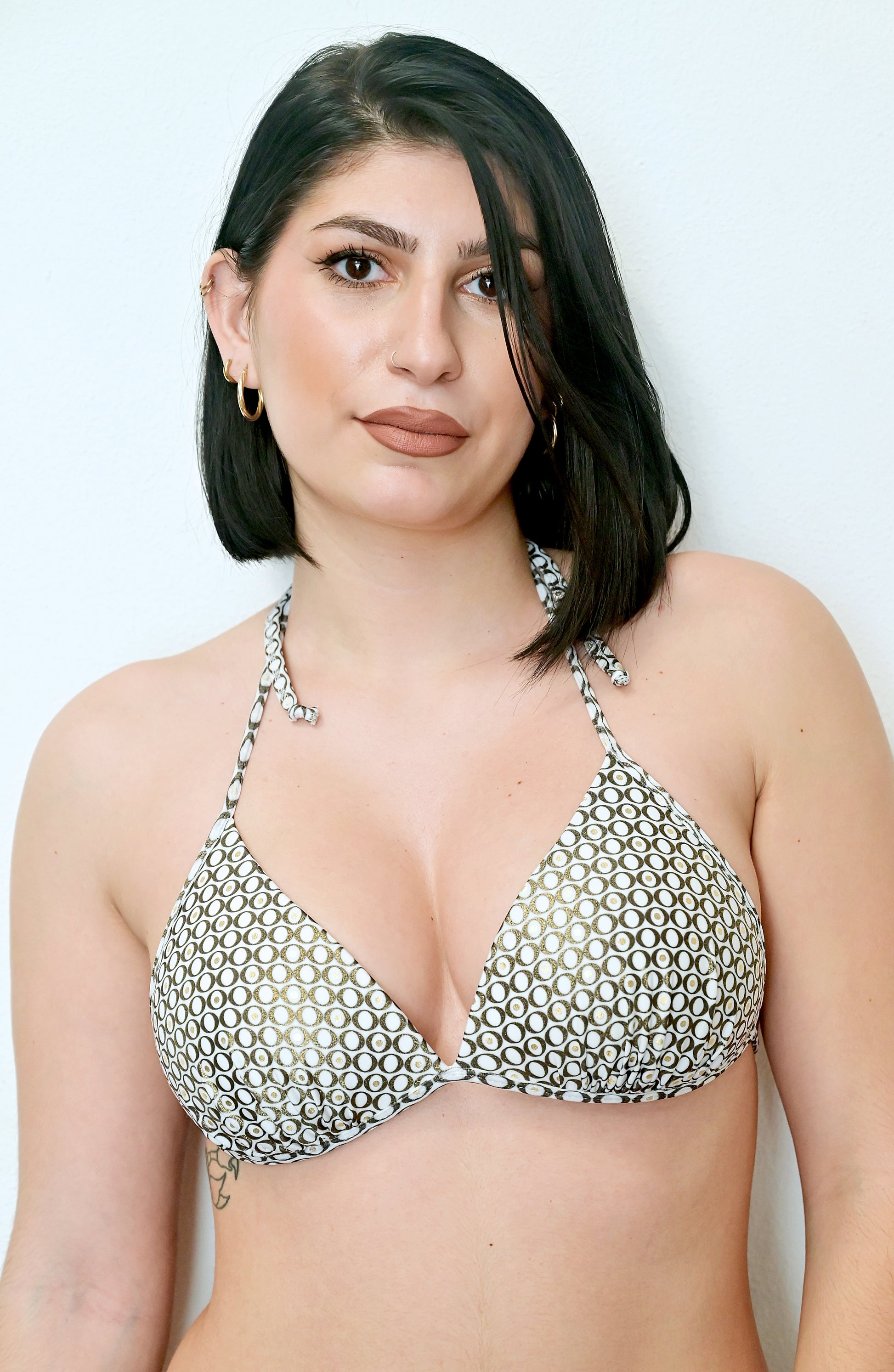 White black and gold print bikini top worn by a sunlover swimwear model (Colour: P26)